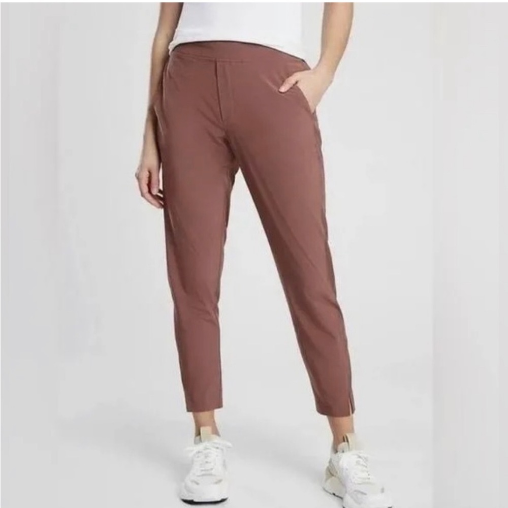 Athleta Brooklyn Ankle Pant size 22. Damask Mauve color.